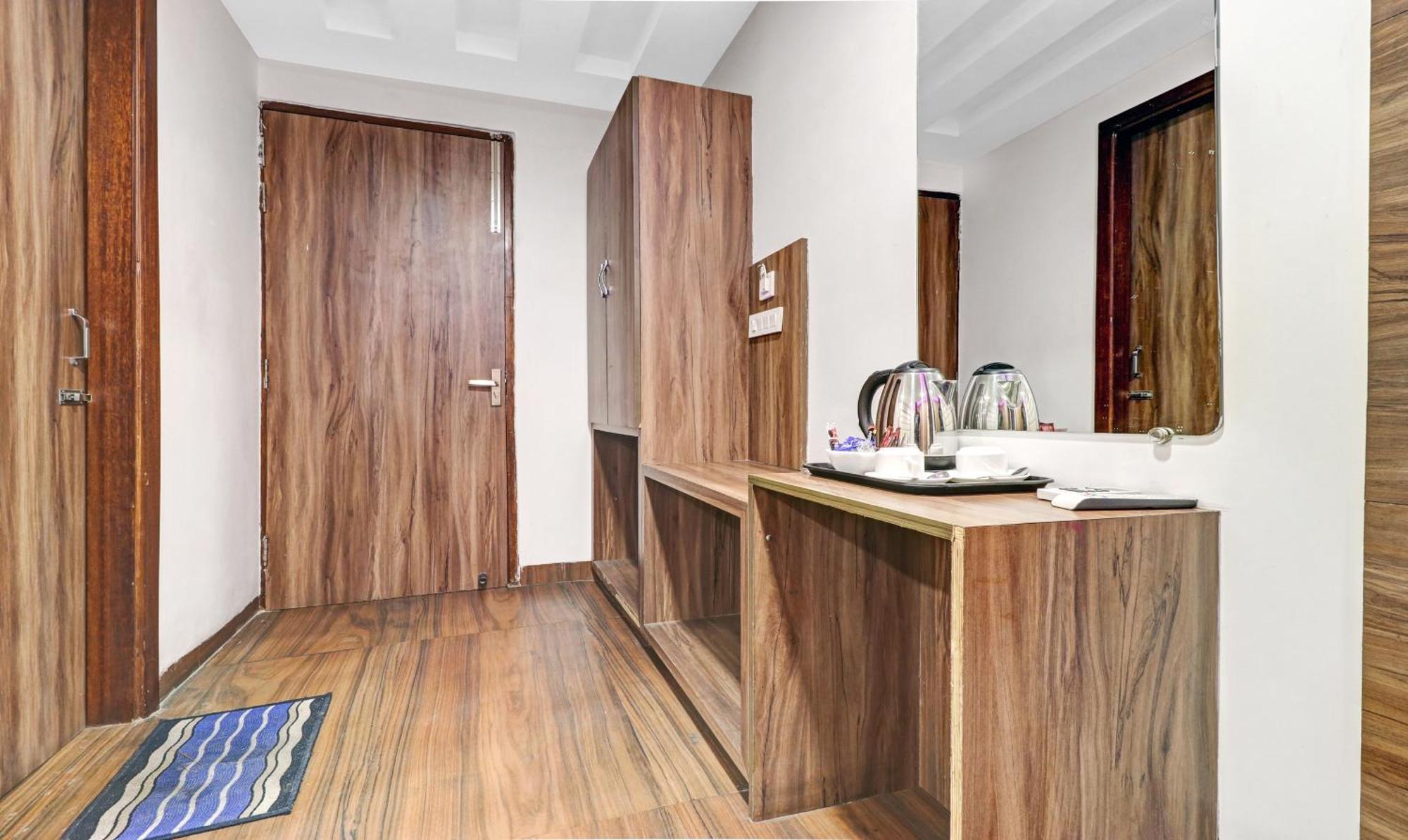 Treebo Trip Unique Hotel Queenz Road Amritsar Extérieur photo