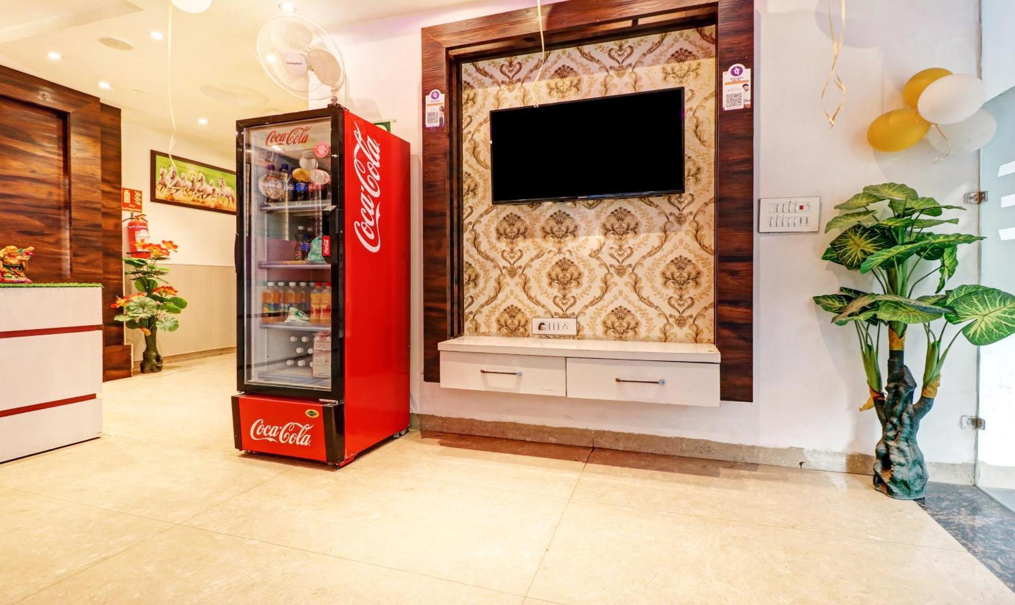 Treebo Trip Unique Hotel Queenz Road Amritsar Extérieur photo