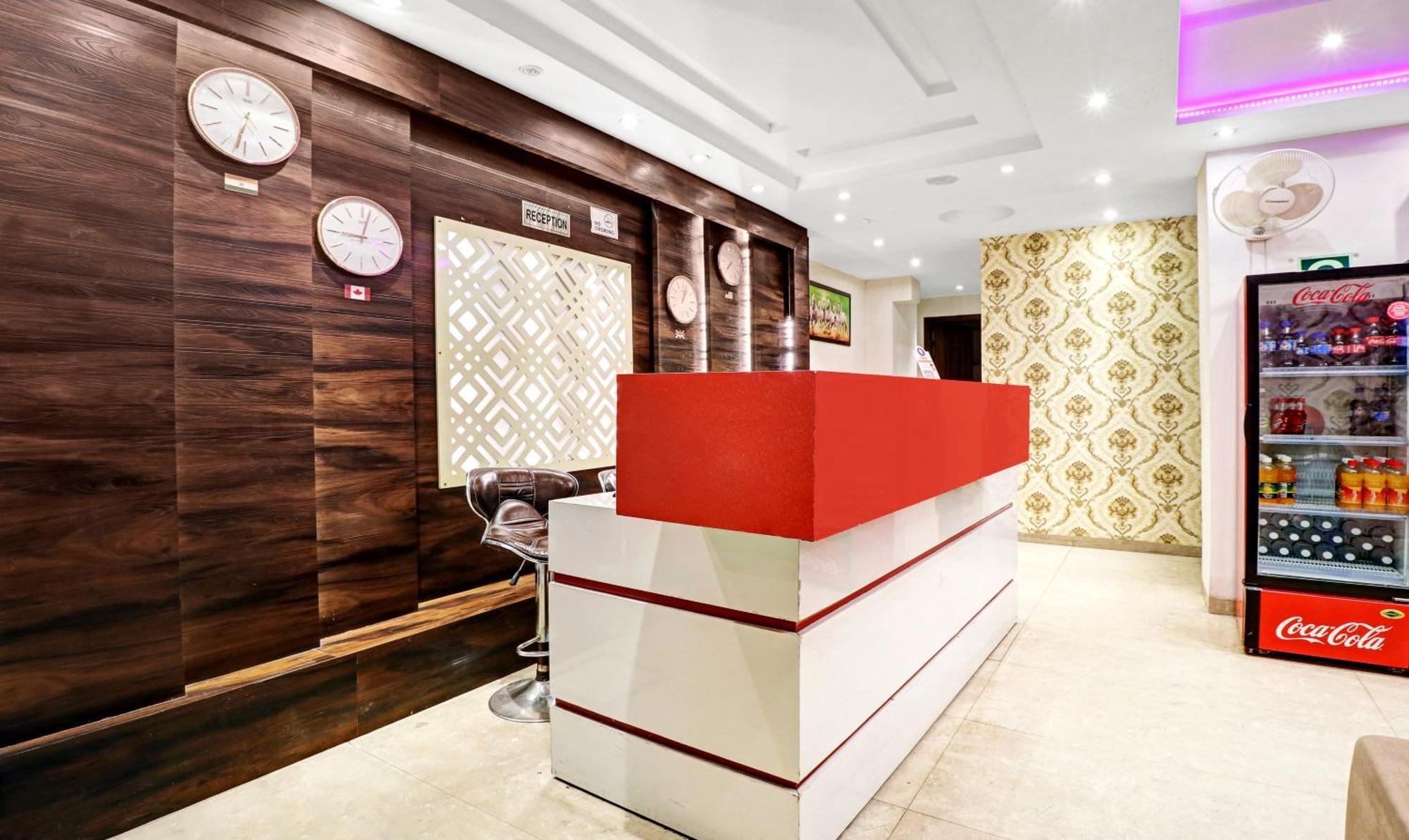 Treebo Trip Unique Hotel Queenz Road Amritsar Extérieur photo